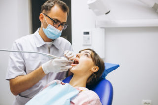 Bent u bang voor de tandarts? Dat is onnodig! Tandartspraktijk Dental Luxe